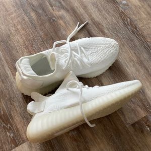 Yeezy boost like sneakers women’s 8.5